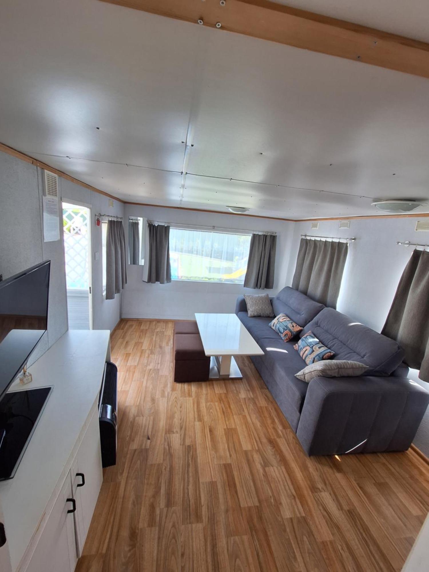 Chillout Hotel Smoldzino Bagian luar foto